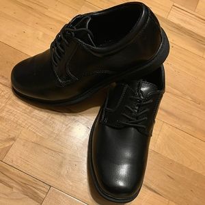 Boys casual shoes